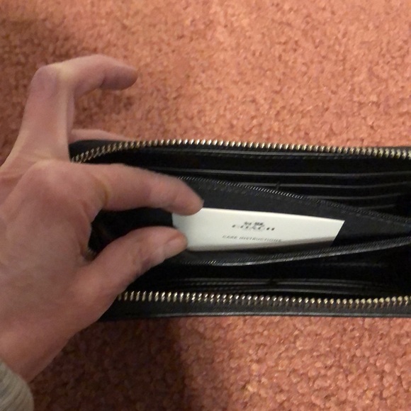 Coach🥳Hp🥳New York Wallet - Picture 7 of 8